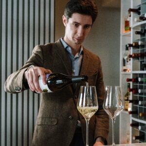 Sip Like a Pro: Essential Wine Tasting Techniques for Beginners